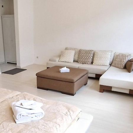 Luna City-Apartment 80Qm 2 Zimmer 2 Baeder 20Km Messe Airport Krefeld Buitenkant foto